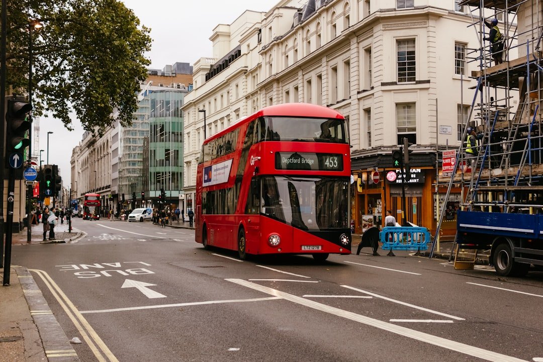 UK Economy Sees Unexpected 0.4% Growth in July Amidst Global Challenges